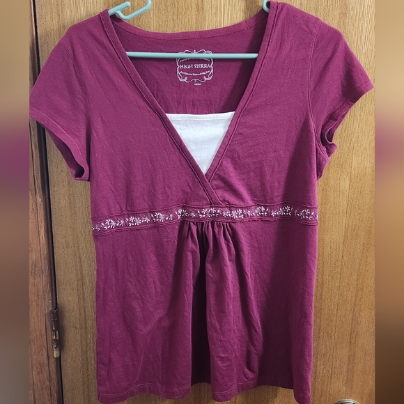 High Sierra Tops - Women's Maroon Top
